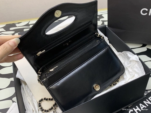 Hyper Peter CHANEL WALLET-19CM 0812